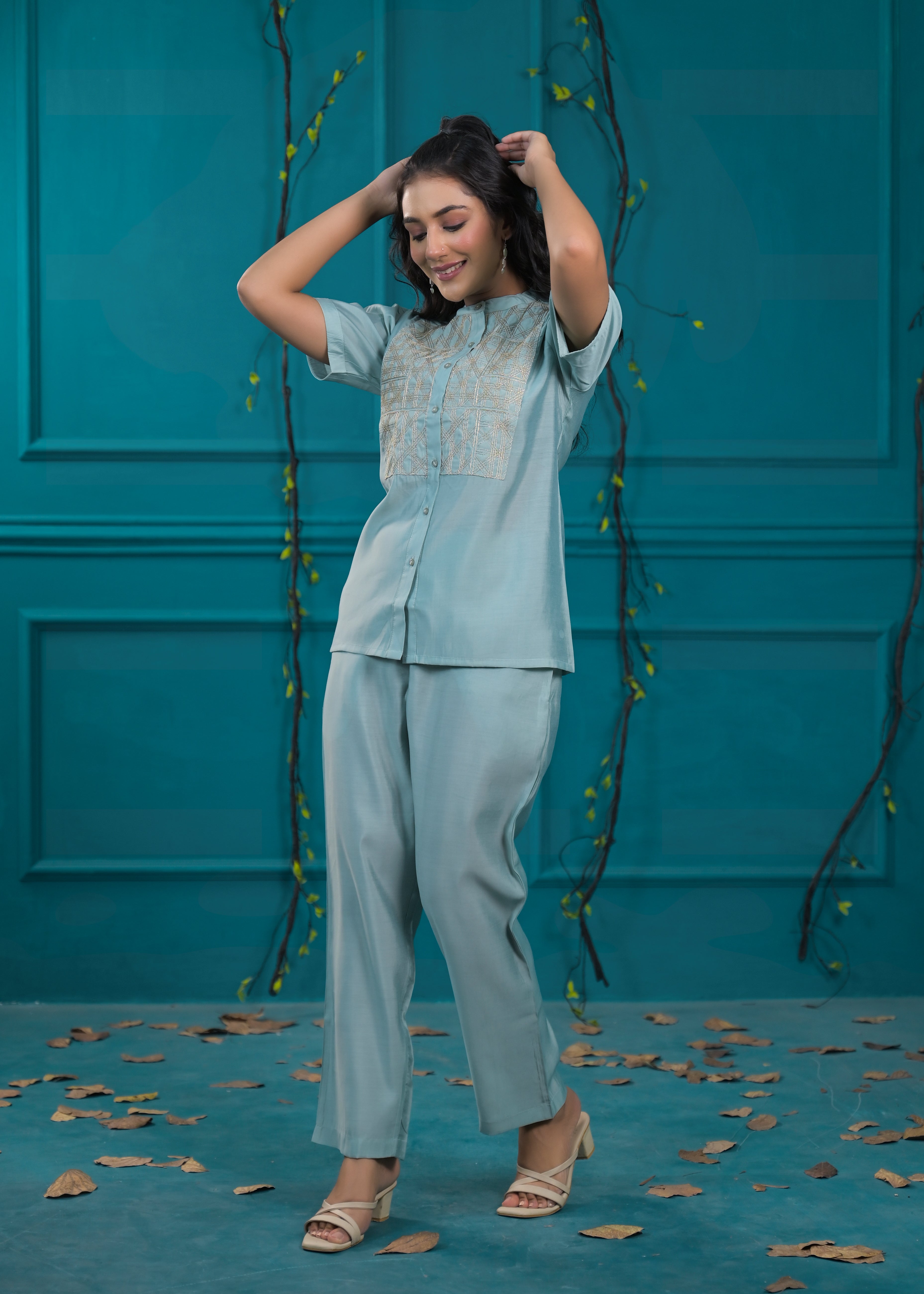 Embroidered Mandarin Collar Neck Shirt With Trousers Co-Ords