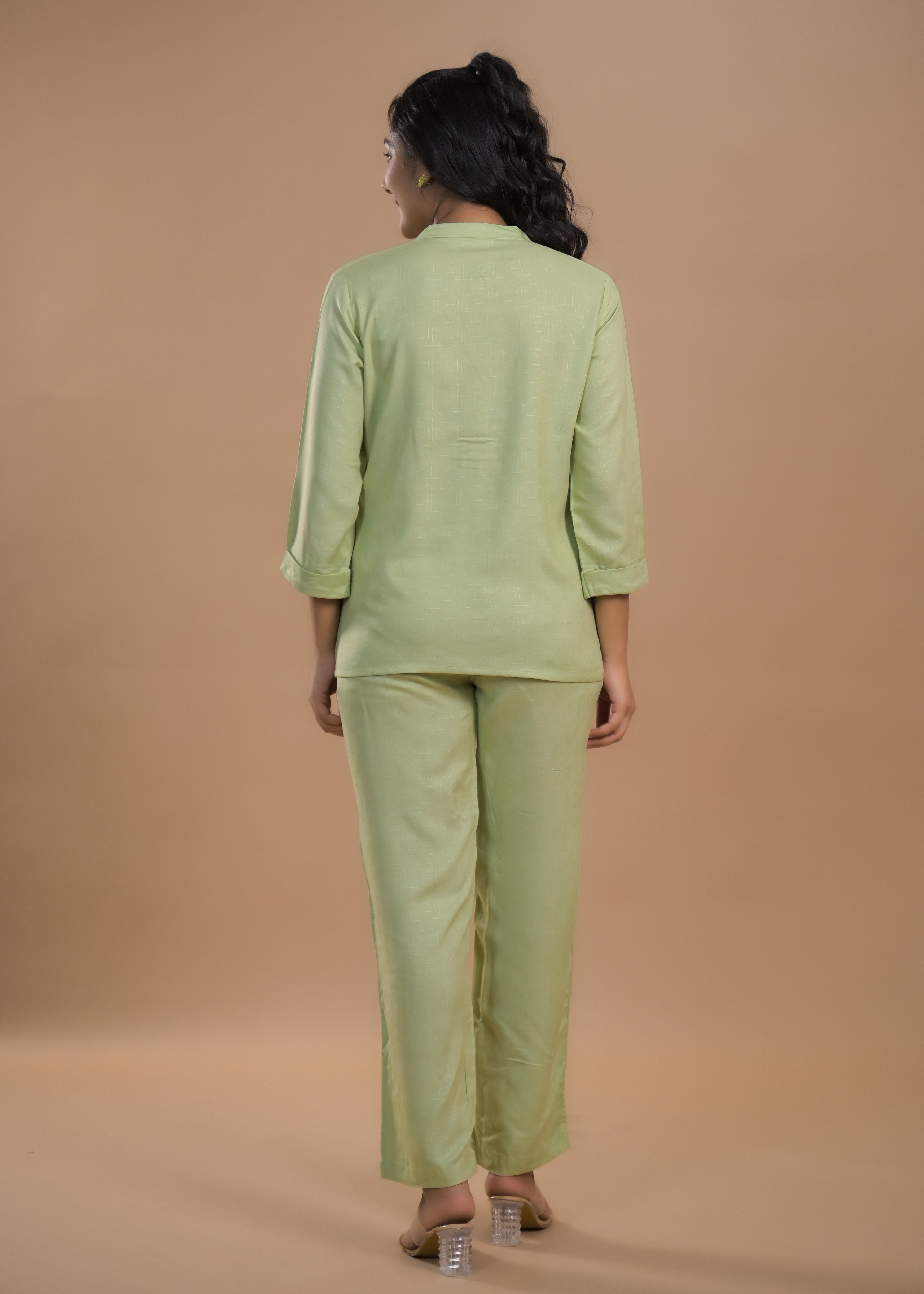 GREEN EMBROIDERY SUIT SET