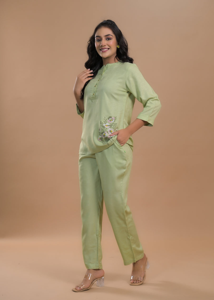 GREEN EMBROIDERY SUIT SET