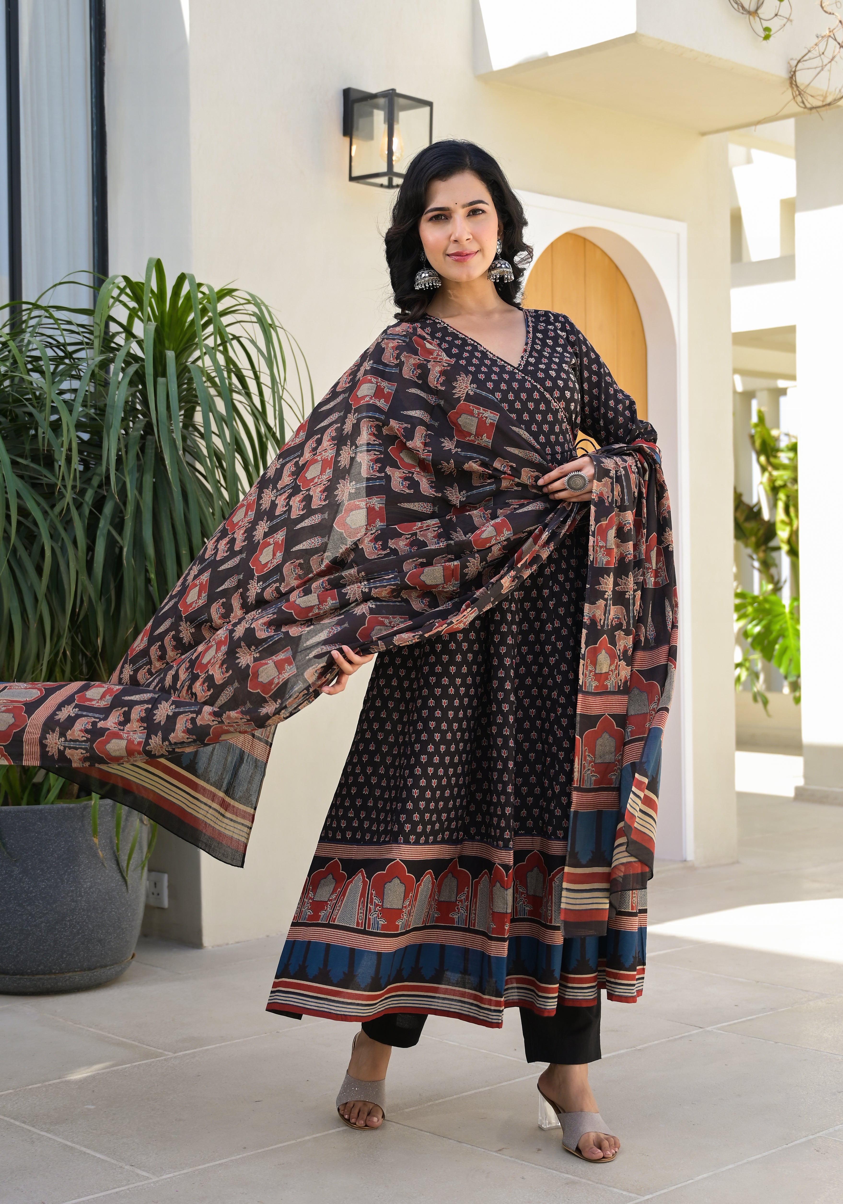 BLACK BRIJ BHUMI PRINT SUIT SET