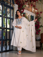 WHITE HANDPAINTED SUIT SET