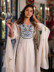 WHITE HANDPAINTED SUIT SET