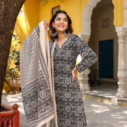 Trending Black Block Print Suit Set