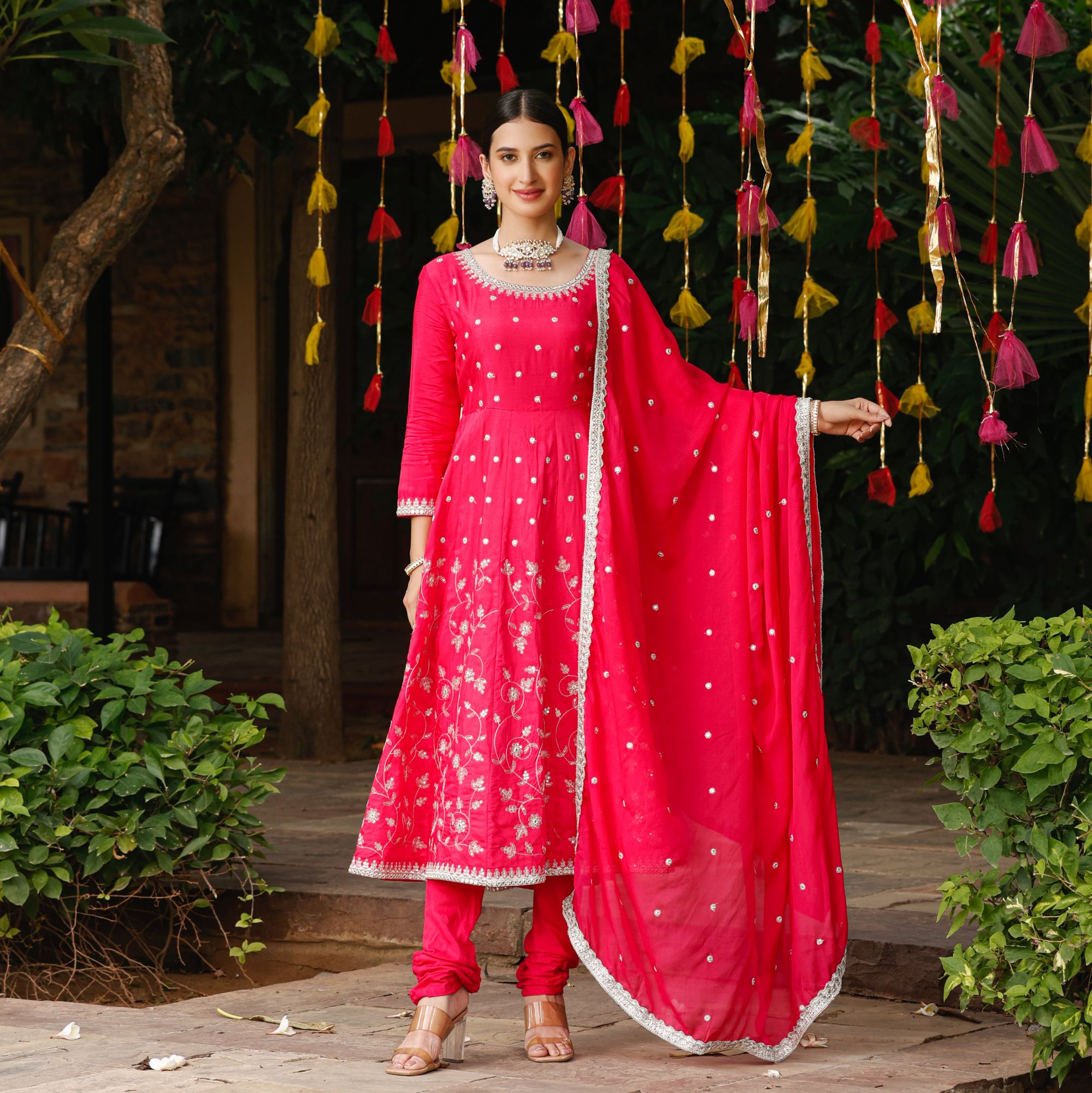 Red Georgette Heavy Designer Palazzo Suit - Indian Heavy Anarkali Lehenga  Gowns Sharara Sarees Pakistani Dresses in USA/UK/Canada/UAE - IndiaBoulevard