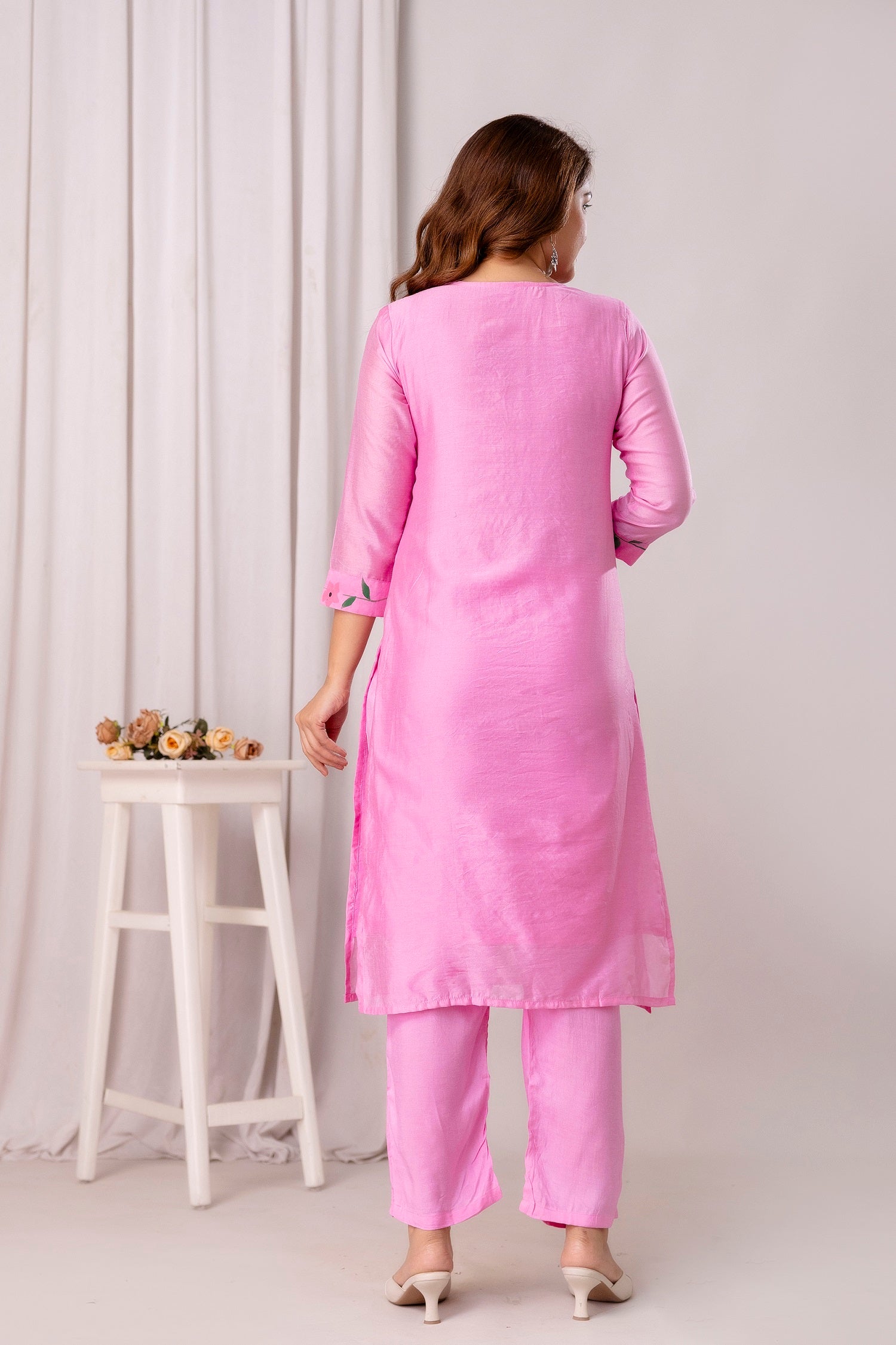 Women Floral Printed Kurta with Trousers & Dupatta