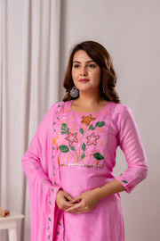 Women Floral Printed Kurta with Trousers & Dupatta