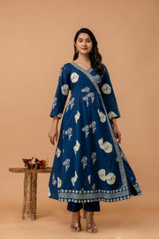 Women Printed Angrakha Pure Cotton Kurta with Trousers & With Dupatta