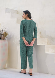 Printed Round Neck Top With Trousers Co-Ords