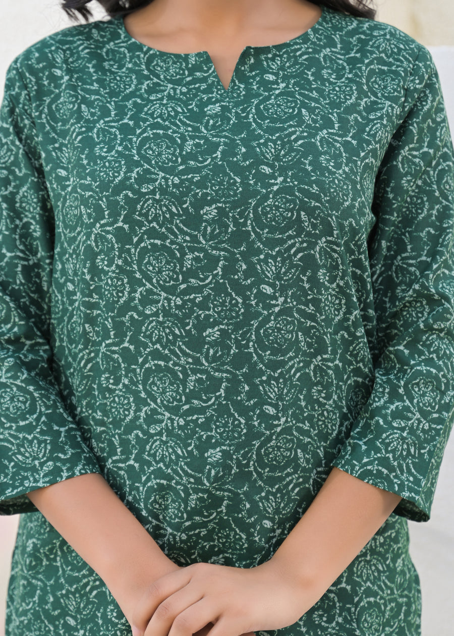 Printed Round Neck Top With Trousers Co-Ords