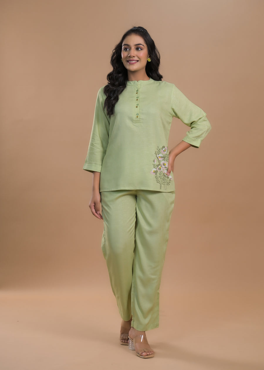 GREEN EMBROIDERY SUIT SET
