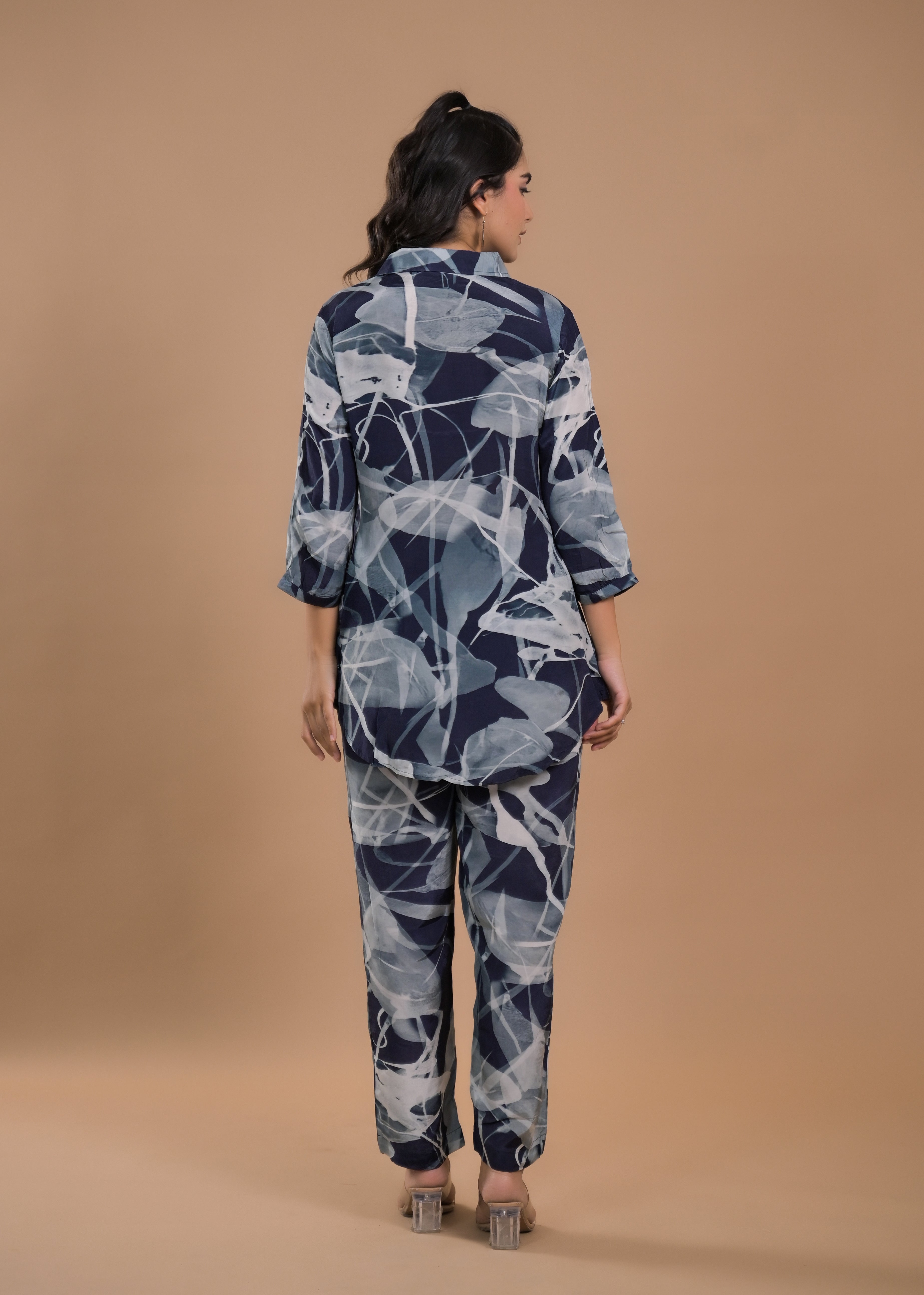 Black leaf print casual cord set