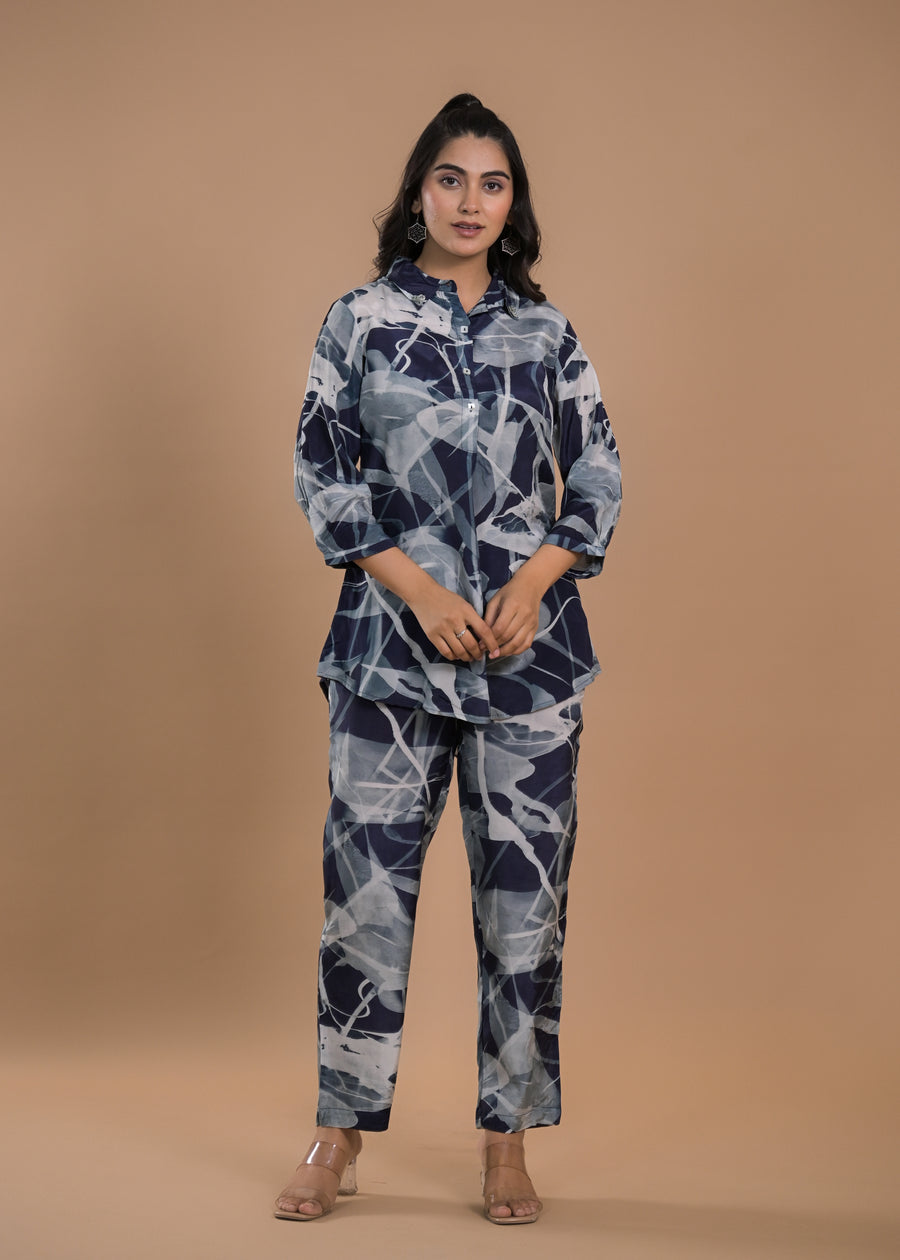 Black leaf print casual cord set