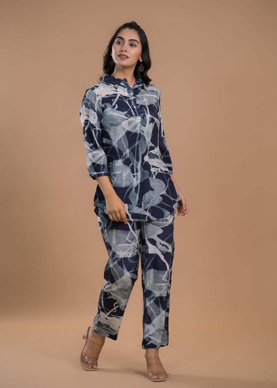 Black leaf print casual cord set