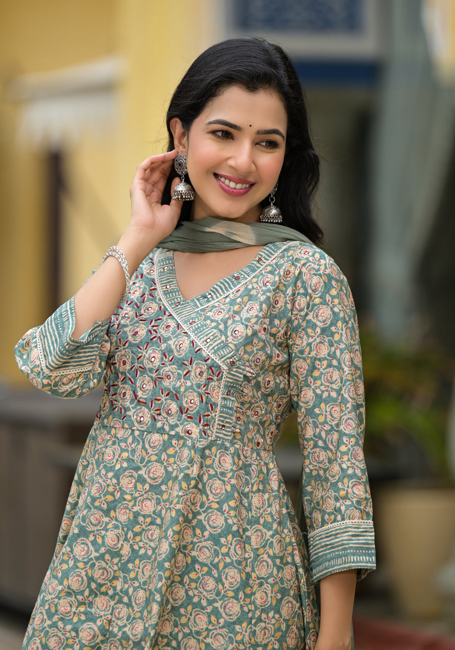 GREEN MODAL ANARAKLI FESTIVE SUIT SET